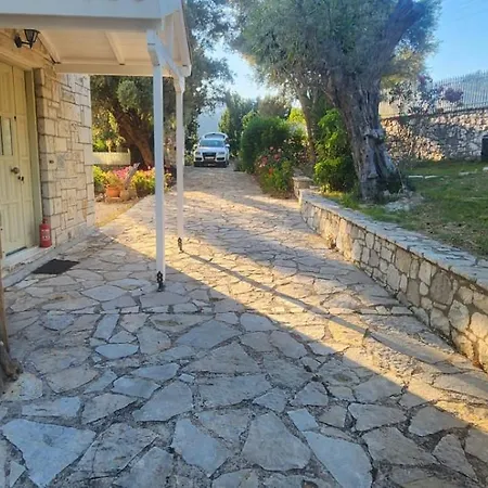 The Siesta House Villa *